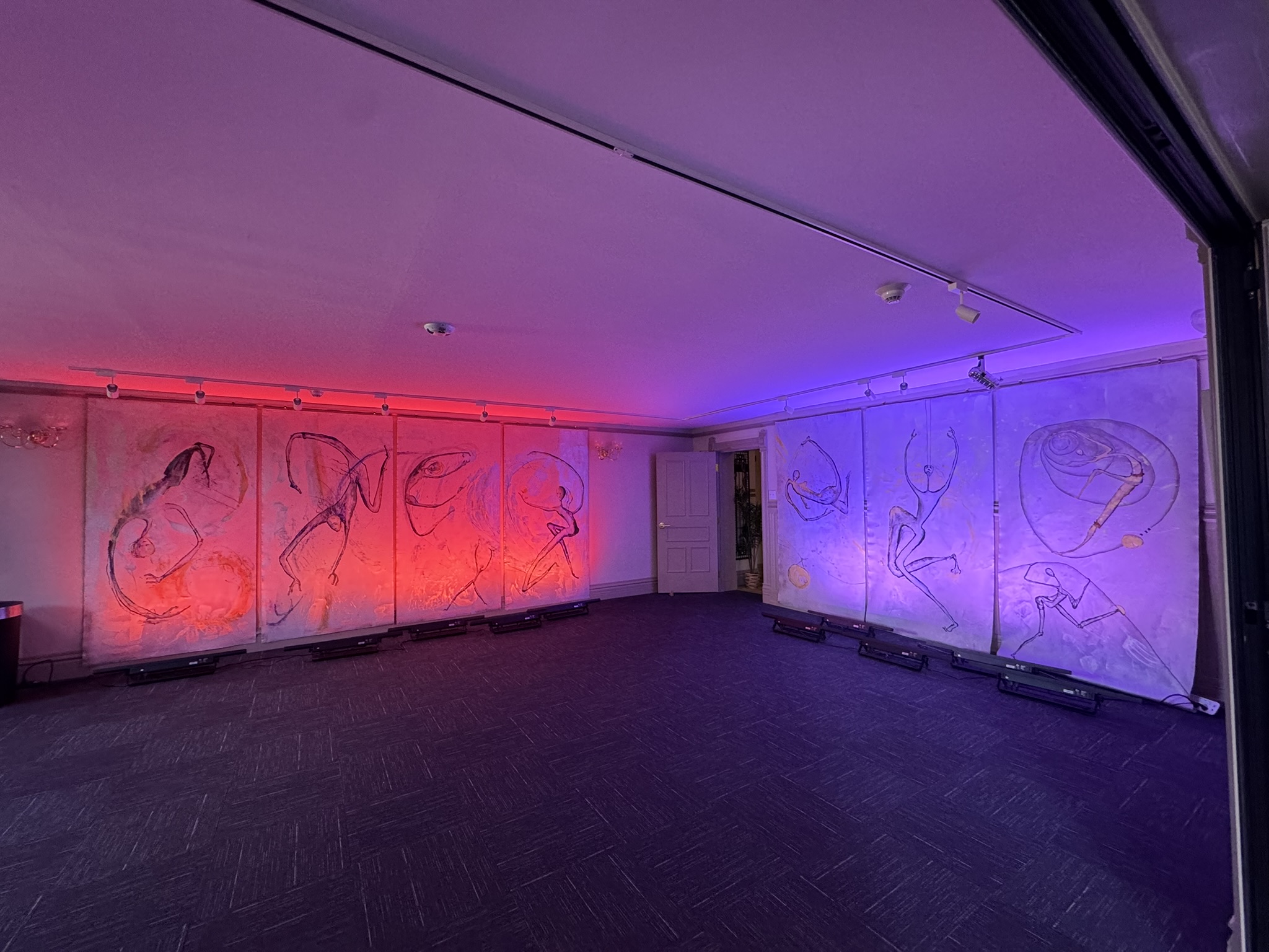 STAGE RIGHT gallery images 